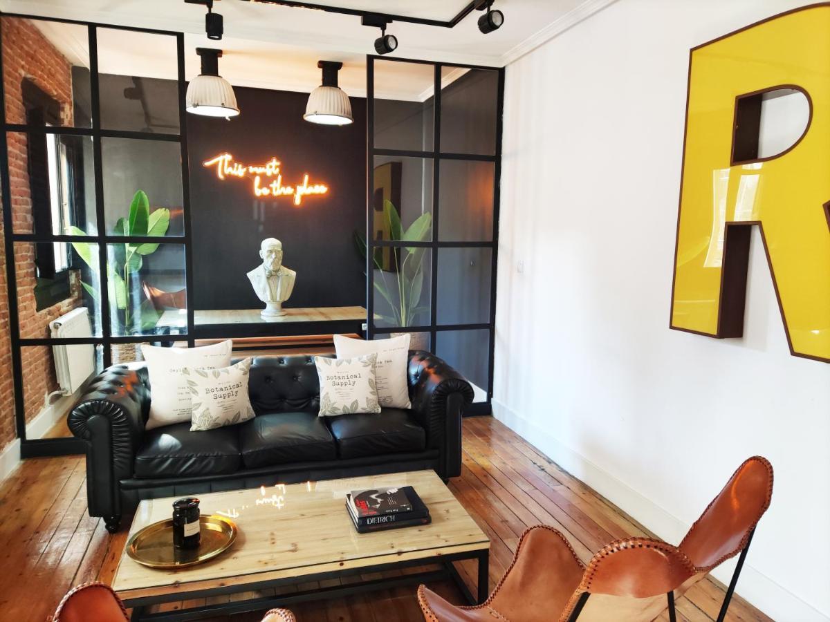 Vut Idesign 2 Apartment Ávila Luaran gambar